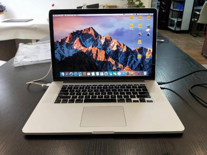 苹果笔记本电脑哪款好，MacBook Air和MacBook Pro之间有什么区别？