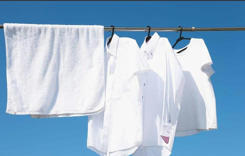 衬衫可以用洗衣机洗吗，衬衫的材质是否适合机洗？